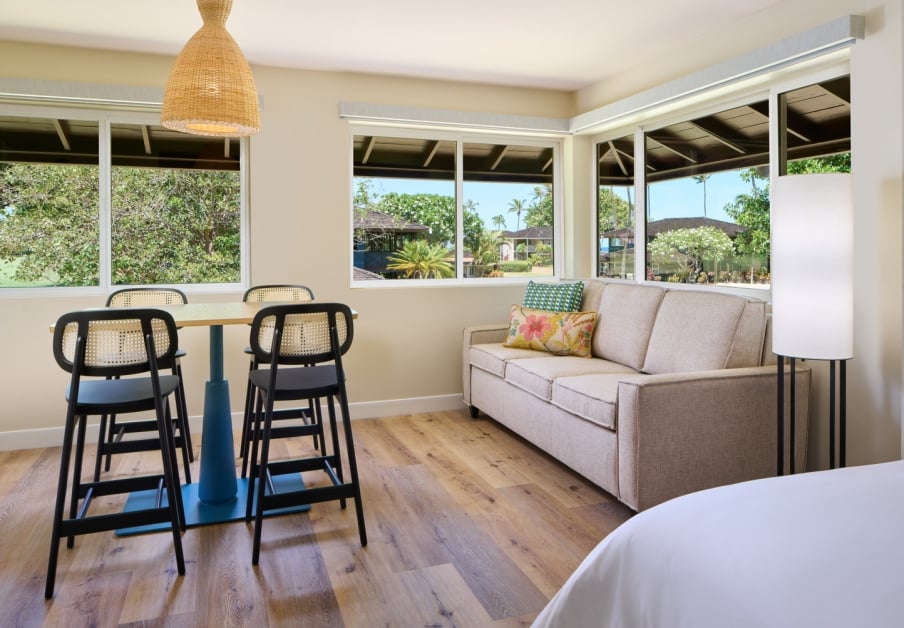 Bungalow Studio Suite Living Room