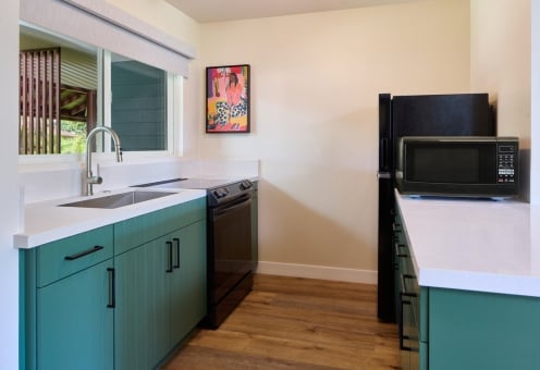 Royal Lahaina hotel suite private kitchen, Bungalow Studio Suite Oceanfront.