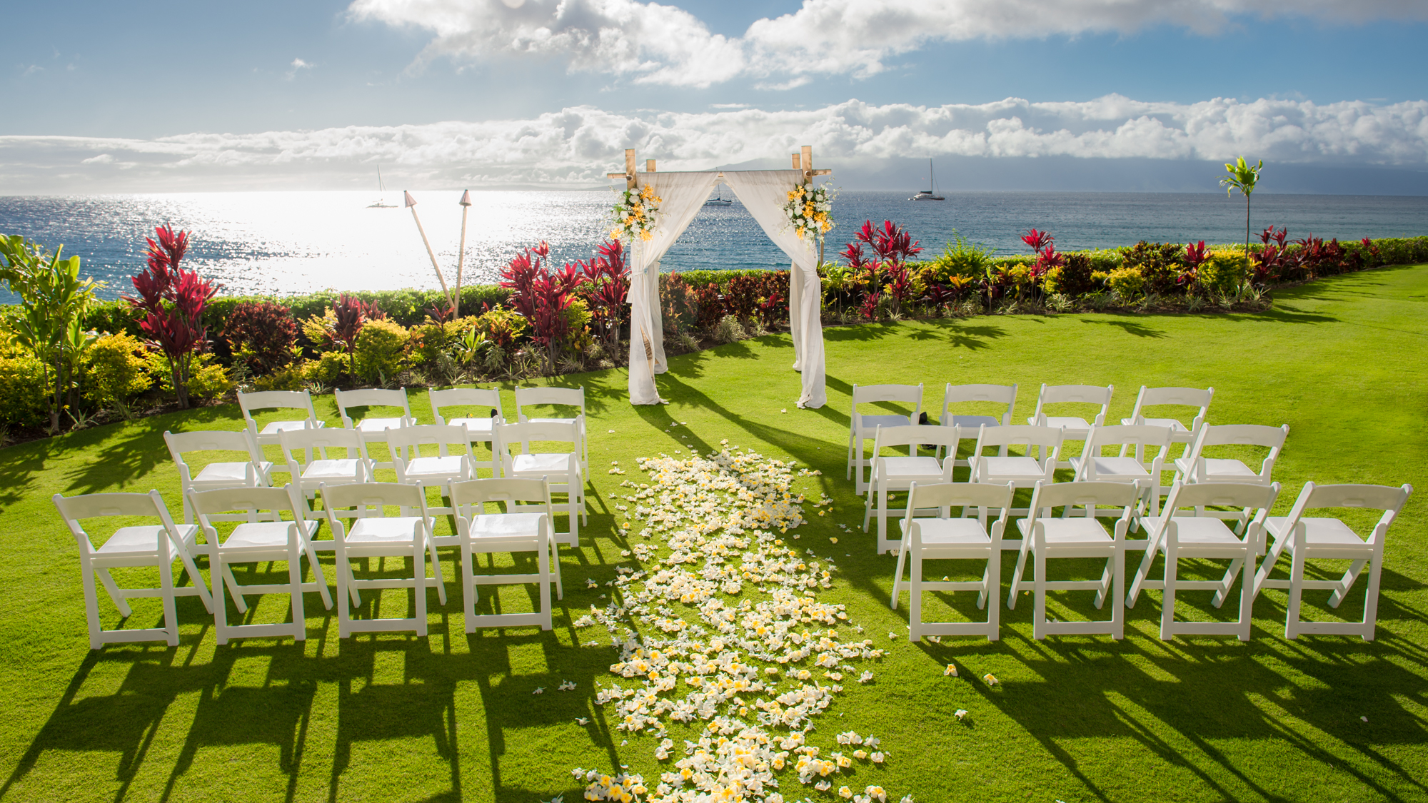 Royal Lahaina Resort & Bungalows — gallery preview 2