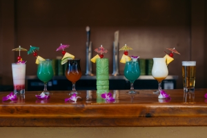 colordul luau cocktails