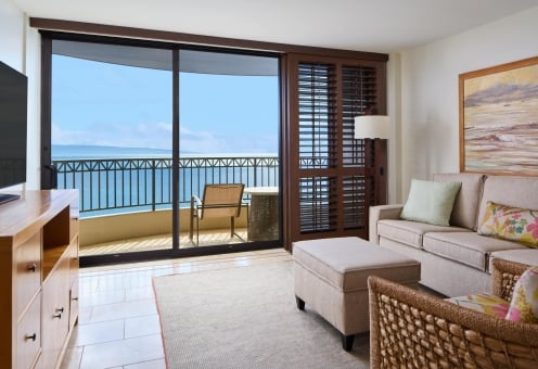 Lanai Suite Living Room