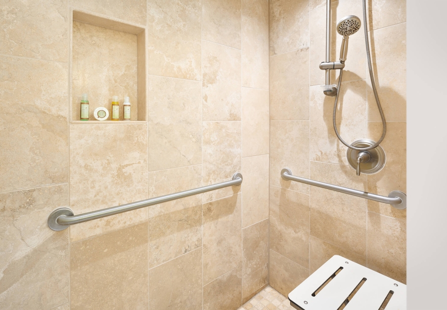 Two-Bedroom Ocean Front Lanai Suite | Royal Lahaina