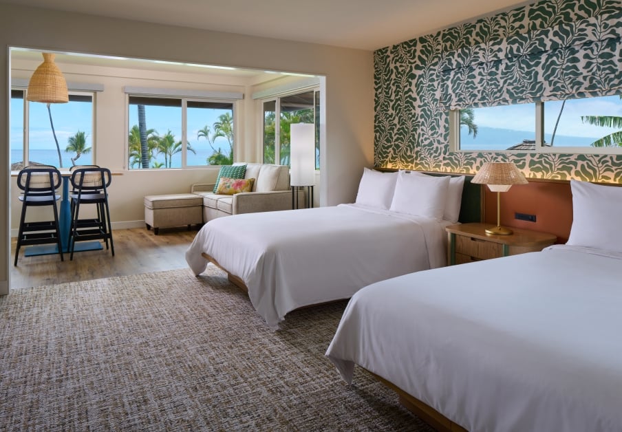 Royal Lahaina hotel suite, Bungalow Studio Suite Oceanfront with two double beds:sleeps four.