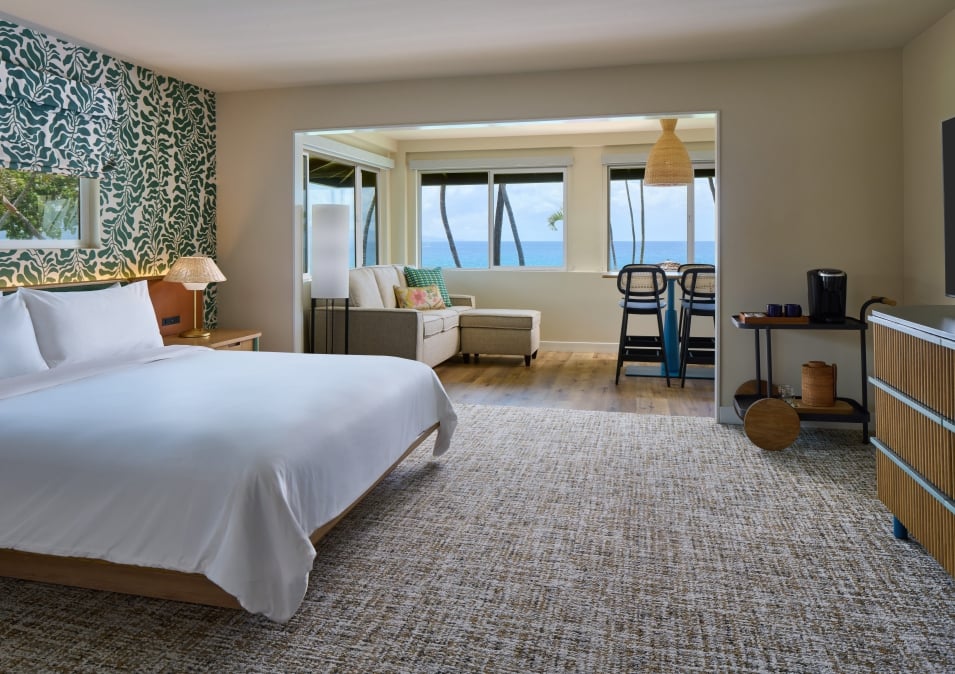 Oceanfront kind bed junior suite