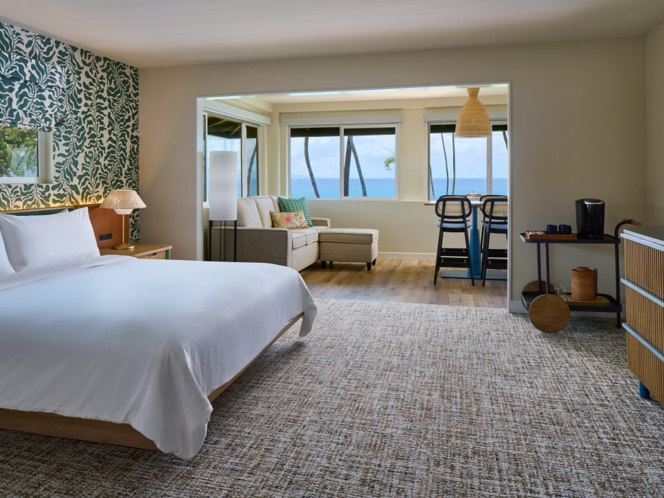 Oceanfront kind bed junior suite