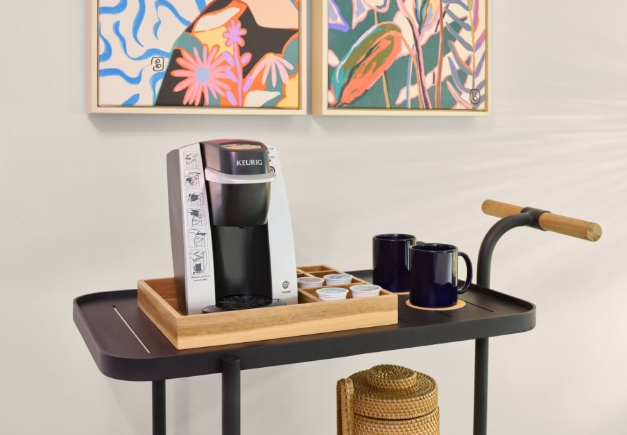 Royal Lahaina hotel suite: Bungalow Studio Suite Oceanfront.