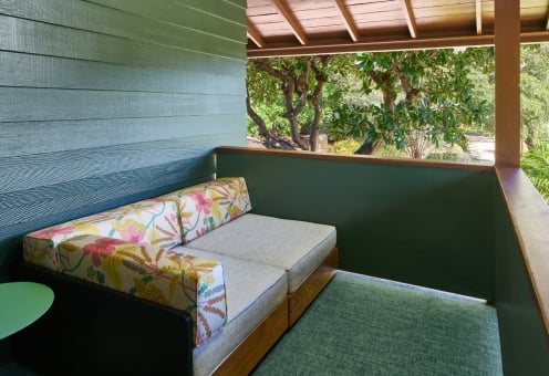 Royal Lahaina hotel suite with private lanai: Bungalow Studio Suite Oceanfront.