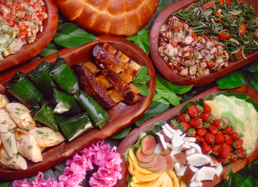 trays of food