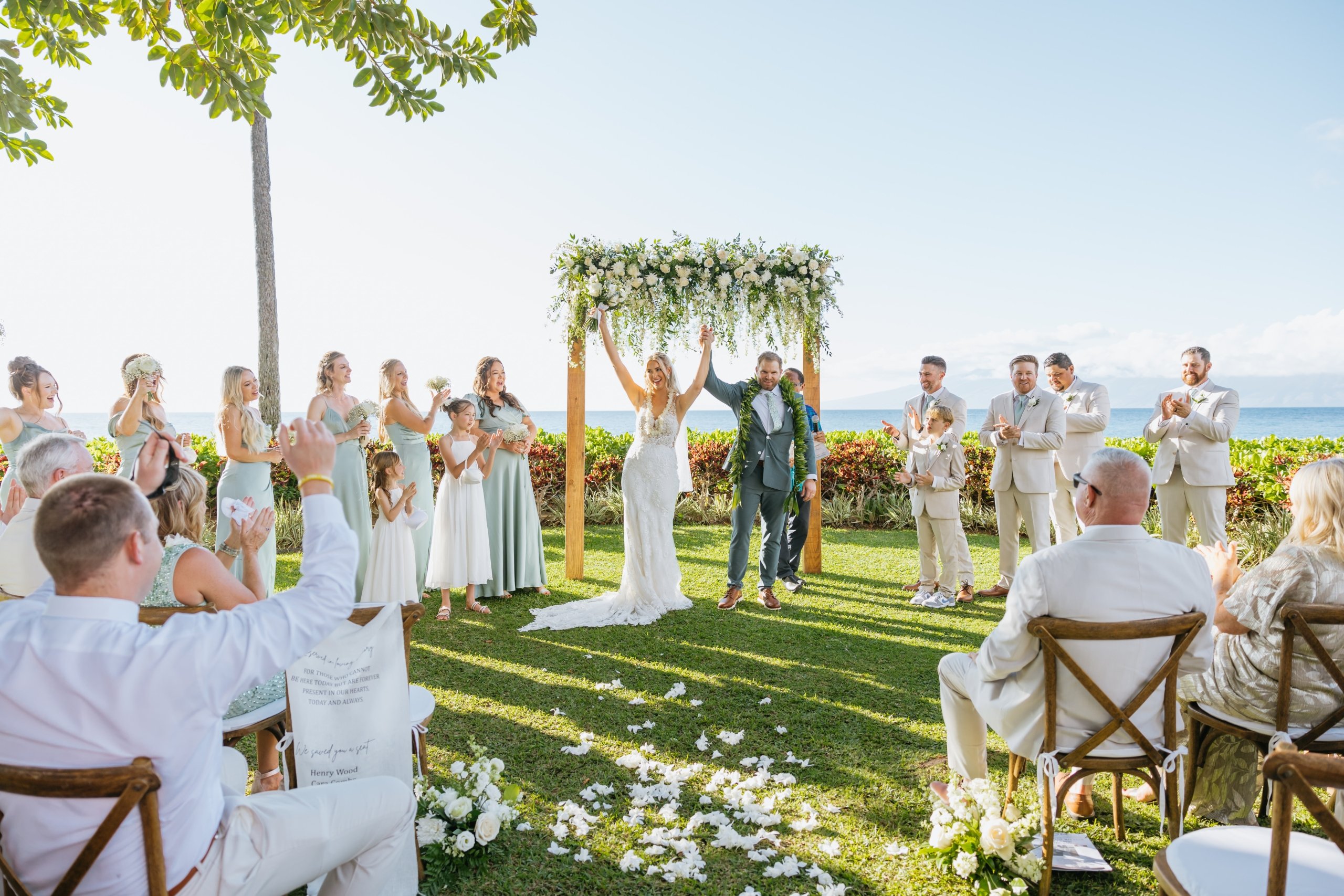 Bungalow Lawn Ceremony