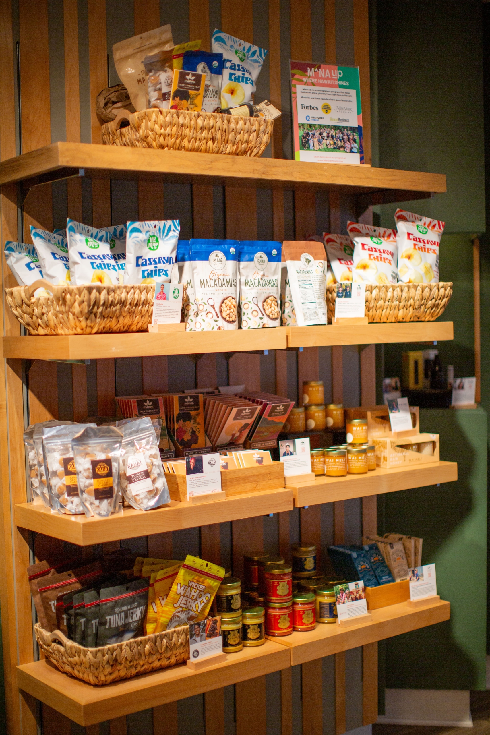 Mana Up Snacks