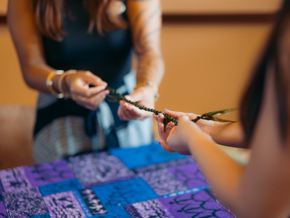 Ti Leaf Lei Bracelet Class